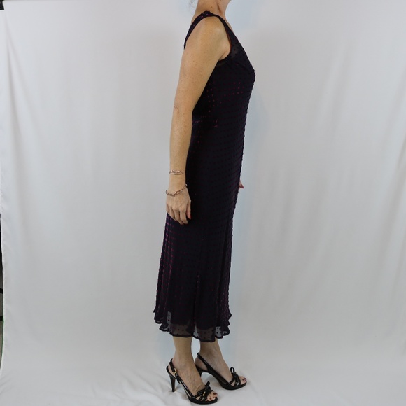 Boutique black and maroon dress - Picture 3 of 8